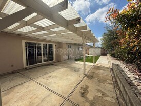 1737 Wolverton Ave in Camarillo, CA - Building Photo