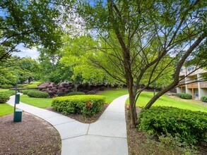2147 Yancy Ln in Atlanta, GA - Building Photo - Building Photo