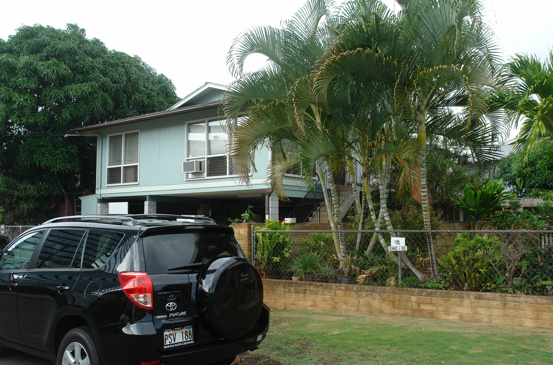 1744 Lime St in Honolulu, HI - Foto de edificio