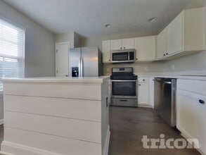 220 Oak Grove Way, Unit 1124 in Acworth, GA - Building Photo - Building Photo