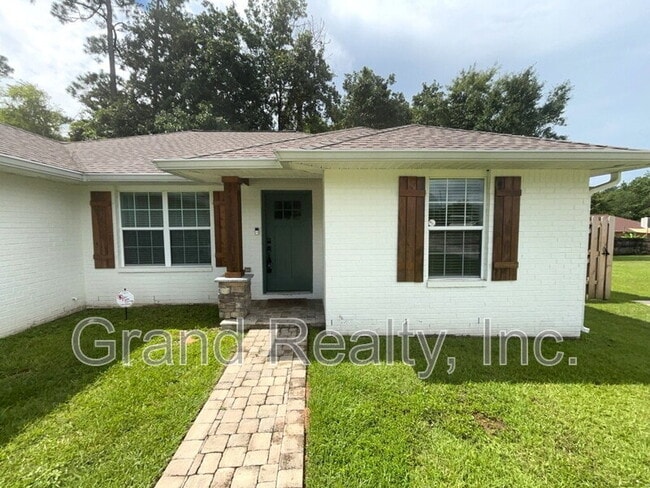 3321 Meghans Way in Milton, FL - Building Photo - Building Photo
