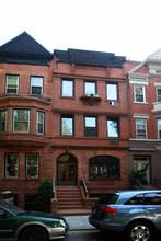 43 W 94th St in New York, NY - Building Photo - Building Photo