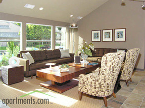 The Seasons Apartments in San Ramon, CA - Building Photo - Interior Photo