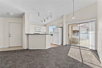 1881 W Alexander Rd in North Las Vegas, NV - Building Photo - Building Photo