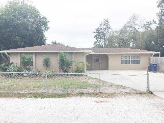 property at 2305 26th Ave W