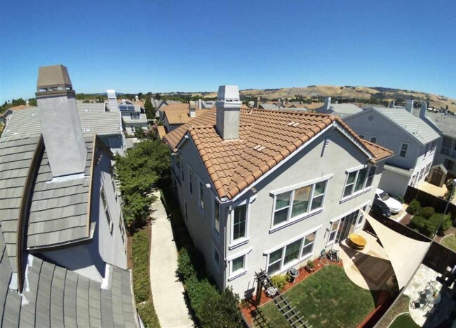 1642 Welford Cir in Hayward, CA - Building Photo - Building Photo