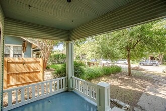 4205 Avenue B in Austin, TX - Building Photo - Building Photo