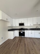 5225 Katella Rd in South Gate, CA - Building Photo - Building Photo