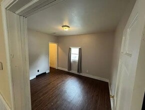 100 W Ellis St in East Syracuse, NY - Building Photo - Building Photo