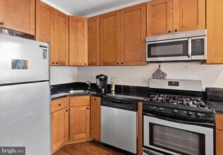 1724 W Norris St in Philadelphia, PA - Building Photo - Building Photo