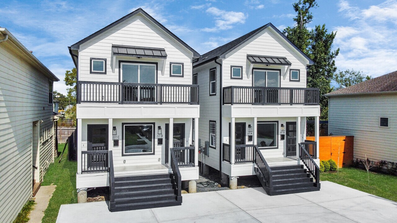 611 E 39th St in Houston, TX - Building Photo