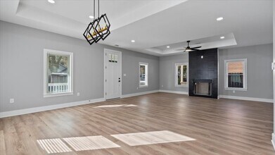 1068 Bruce St in Memphis, TN - Building Photo - Building Photo