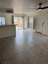 10420 North 11th St in Phoenix, AZ - Building Photo - Building Photo