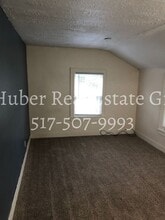 1443 Roselawn Ave in Lansing, MI - Building Photo - Building Photo
