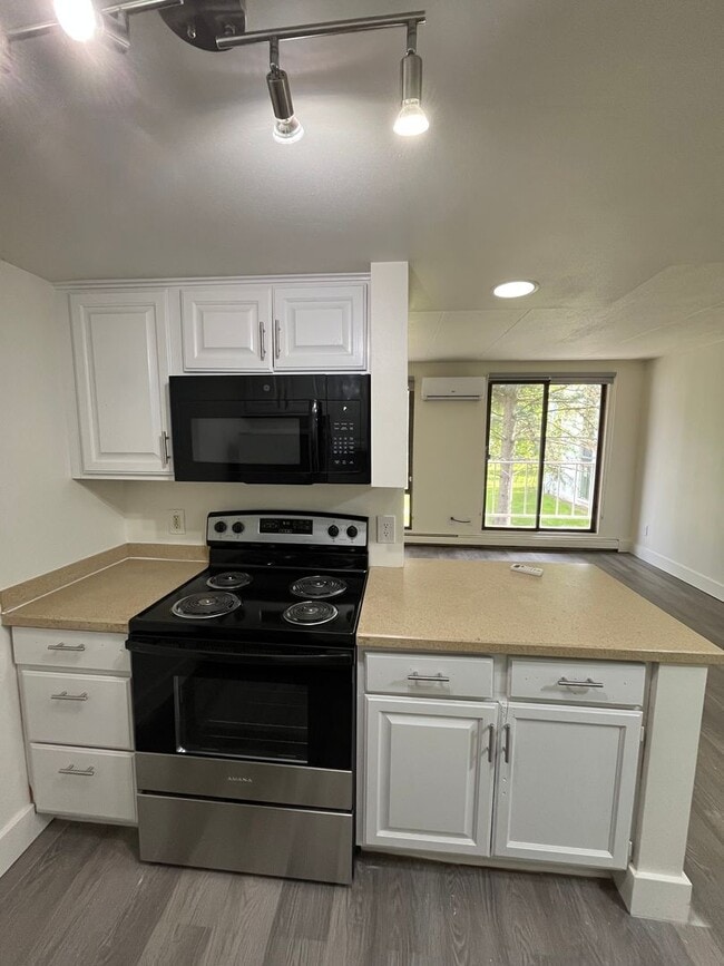 property at 7300 W Dean Rd