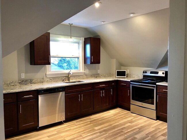 property at 980 Washington St