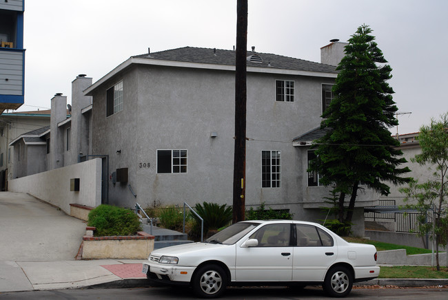 308 Virginia St in El Segundo, CA - Foto de edificio - Building Photo