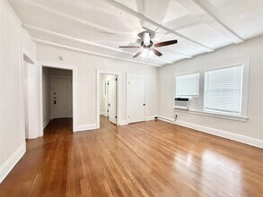 3920 Fannin St in Houston, TX - Building Photo - Building Photo