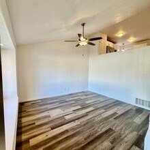 674 E Red Fir Ln in Coeur d'Alene, ID - Building Photo - Building Photo