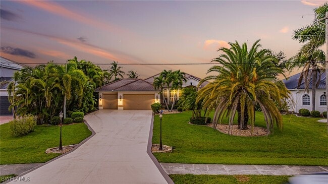 2964 Surfside Blvd in Cape Coral, FL - Building Photo - Building Photo