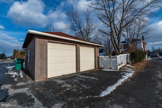 455 E Derry Rd in Hershey, PA - Building Photo - Building Photo