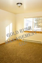 3760 Travertine Way-Unit -3 in Helena, MT - Building Photo - Building Photo