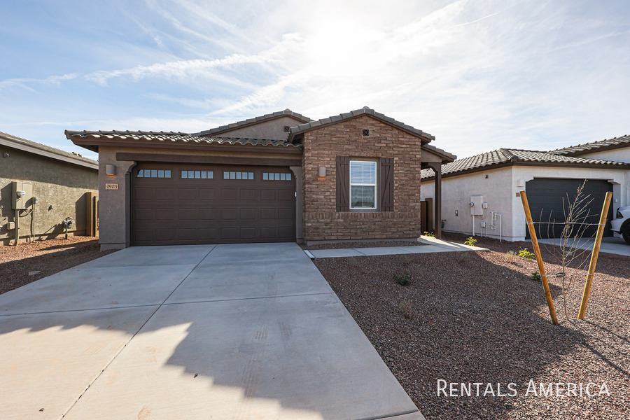 2903 E Grazing Herd Ln in San Tan Valley, AZ - Building Photo