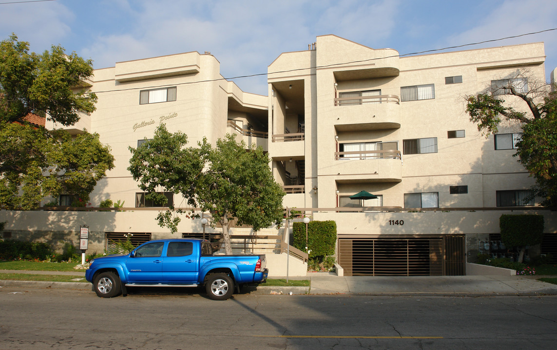 Galleria Pointe Apartments in Glendale, CA - Foto de edificio