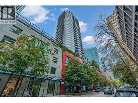 833 Homer St in Vancouver, BC - Building Photo