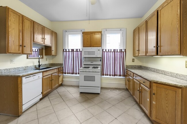 property at 112 Ashworth Pl