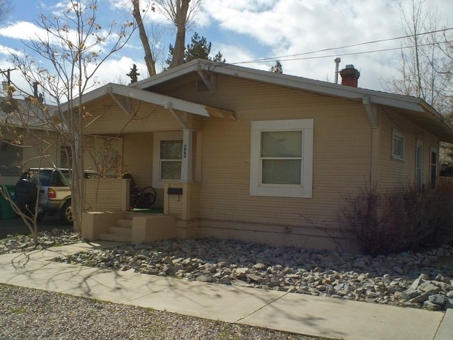 Single Family Homes in Sparks, NV - Foto de edificio - Building Photo