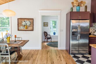 19 Bakertown Rd in Accord, NY - Building Photo - Building Photo