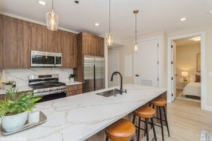 ILUX in Chicago, IL - Building Photo