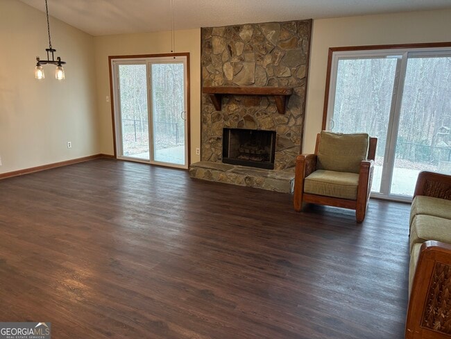 332 Brooke Wood Dr in Peachtree City, GA - Building Photo - Building Photo