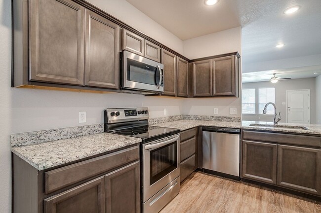 1280 Trailside Dr
