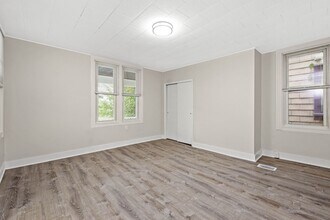 47 Mainsgate St in Pittsburgh, PA - Building Photo - Building Photo