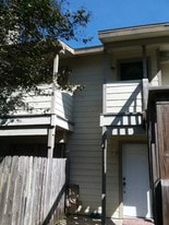 1011 Ennis Joslin Rd, Unit 209 in Corpus Christi, TX - Building Photo