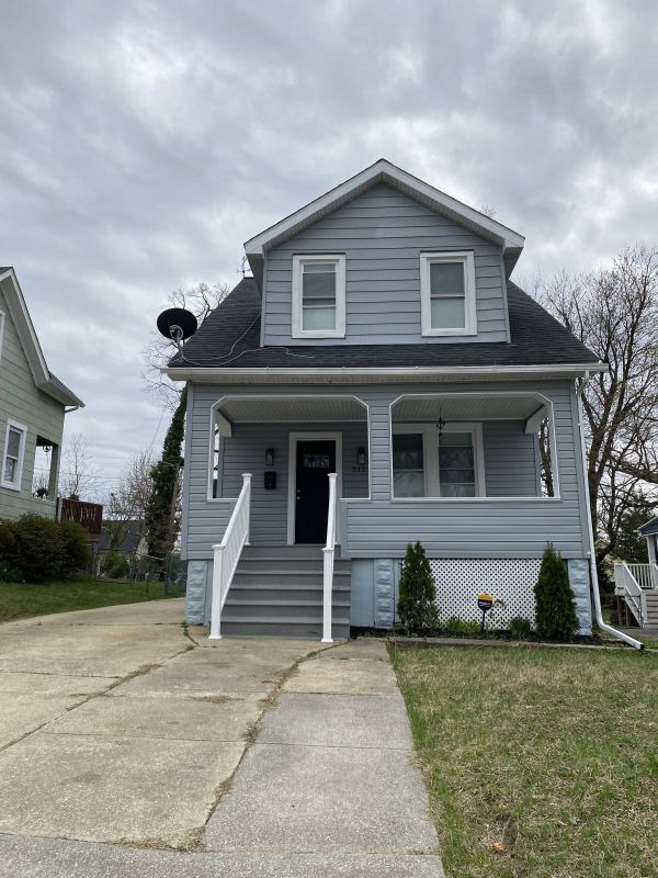 property at 3121 Rosalie Ave
