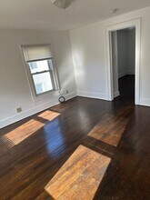 9 Allen St, Unit 3 in Binghamton, NY - Foto de edificio - Building Photo