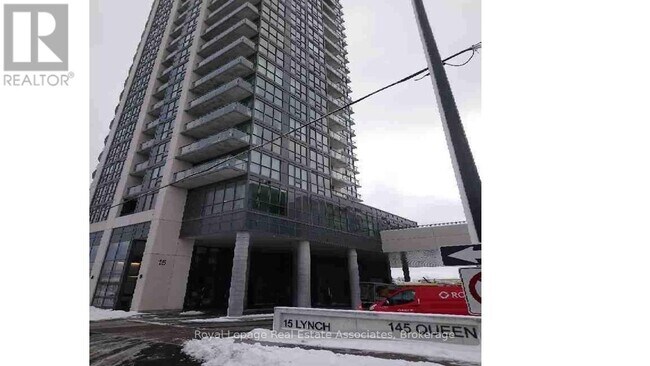 15 Lynch St in Brampton, ON - Building Photo - Building Photo