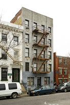 738 E Sixth St in New York, NY - Building Photo - Building Photo