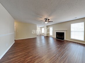 430 Old Wood Ln in Kernersville, NC - Building Photo - Building Photo