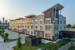 Sunrise Lofts in Houston, TX - Foto de edificio - Building Photo