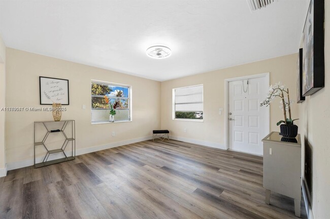 7532 Farragut St in Hollywood, FL - Building Photo - Building Photo