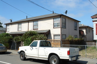 3242 California St in Berkeley, CA - Building Photo - Building Photo