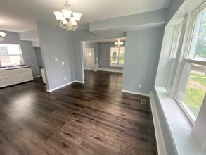 419 Lathrop St in Lansing, MI - Building Photo - Building Photo
