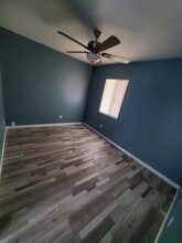 1015 4th St, Unit B in Modesto, CA - Foto de edificio - Building Photo