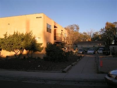 212 General Stilwell St NE in Albuquerque, NM - Building Photo