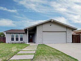 7608 Darla Way in Sacramento, CA - Building Photo