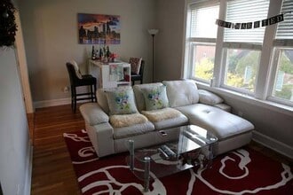 545 W Eugenie St in Chicago, IL - Building Photo - Building Photo